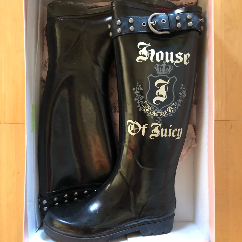 Juicy Couture rain boots size 7